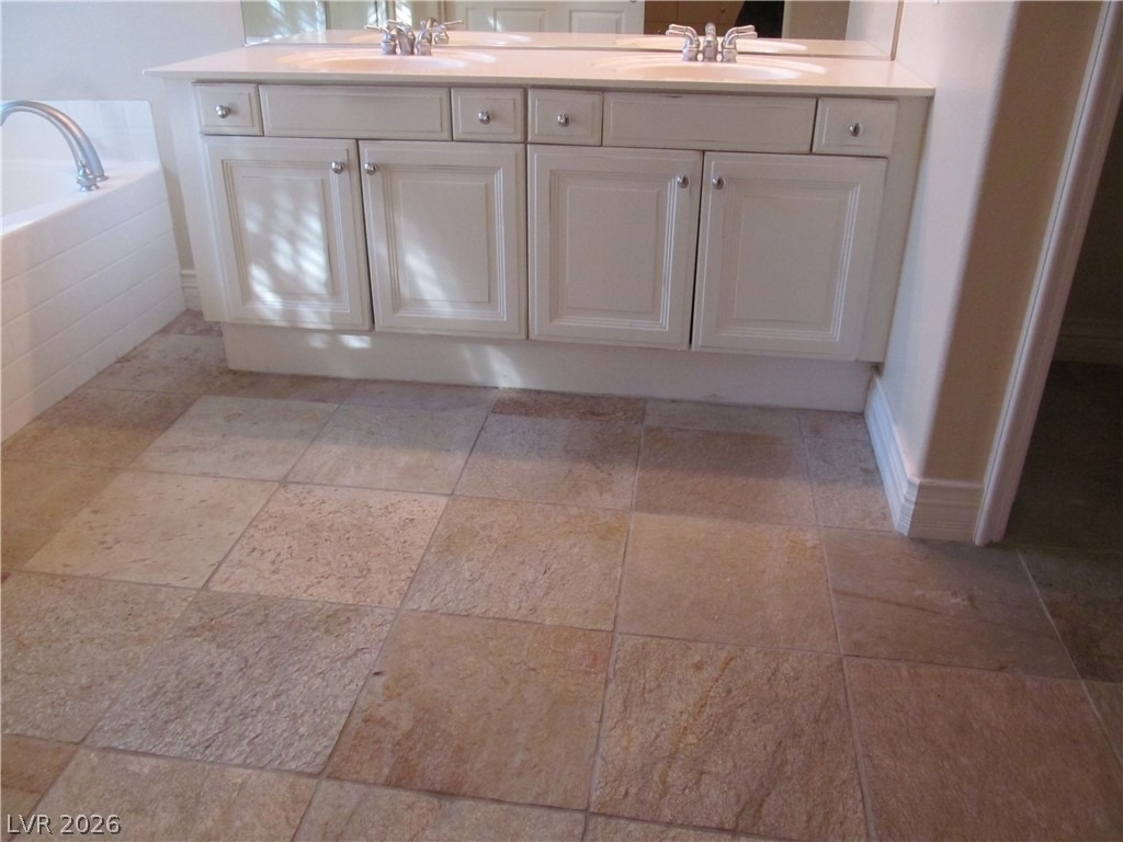 343 Center Green Drive - Photo 18