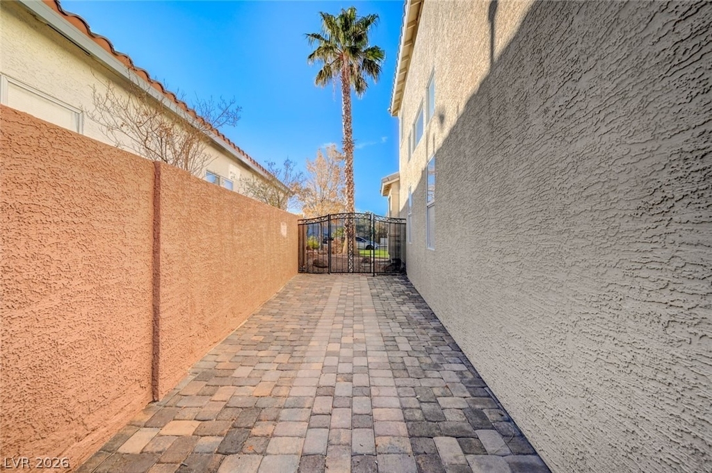 1005 Prestige Meadows Place - Photo 47