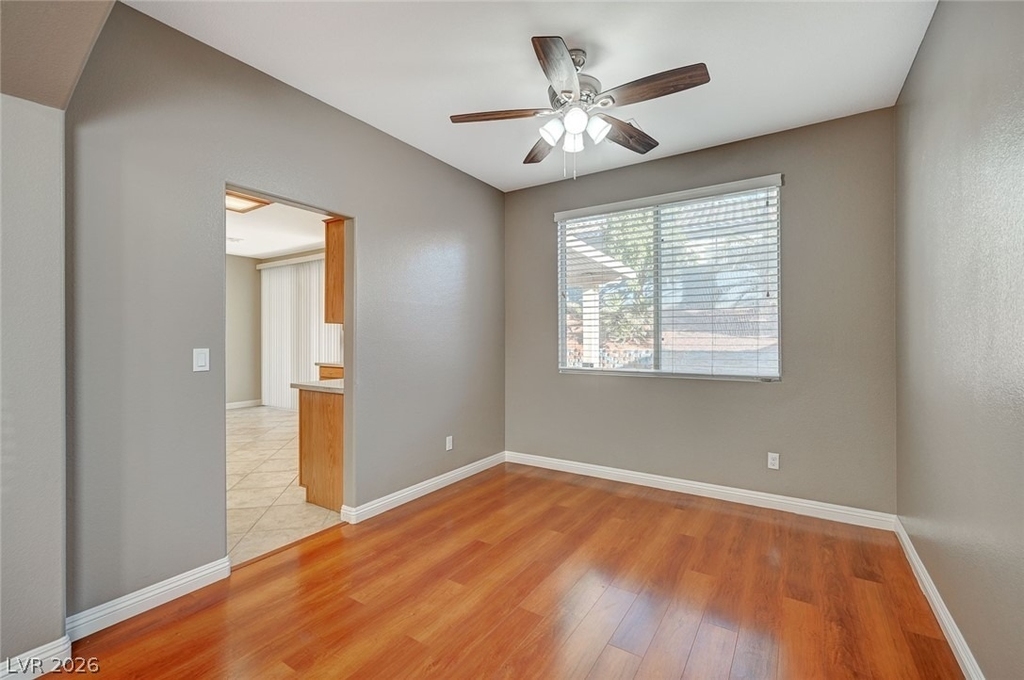 1005 Prestige Meadows Place - Photo 4