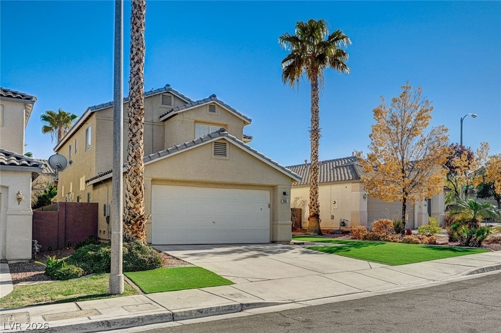 1005 Prestige Meadows Place - Photo 1
