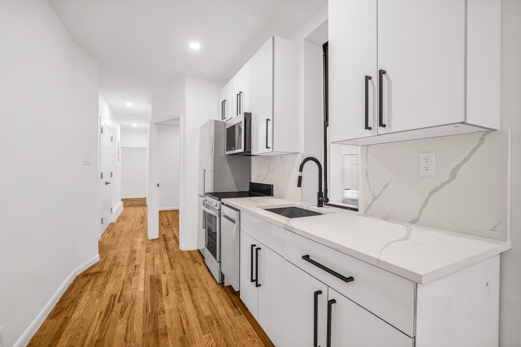 1412 Madison Avenue - Photo 0
