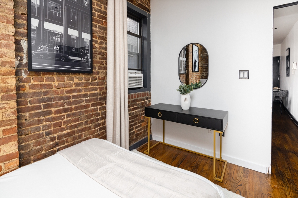 509 East 87th Street - Photo 3