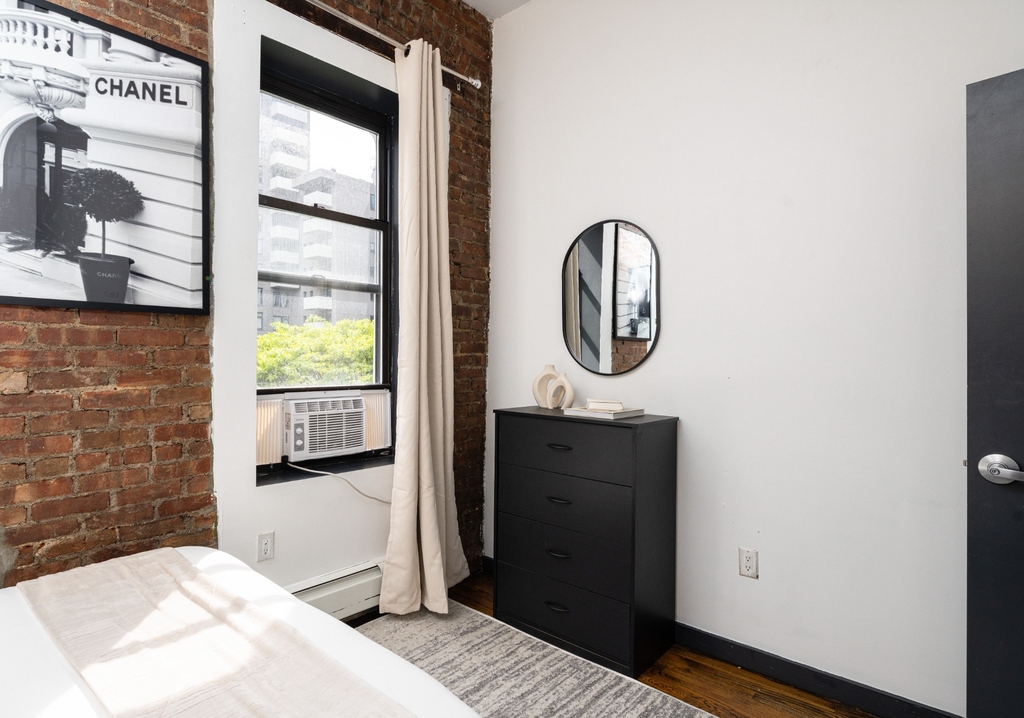 509 East 87th Street - Photo 6