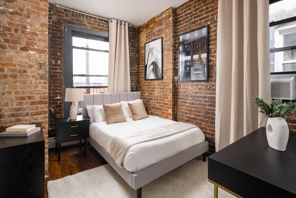 509 East 87th Street - Photo 2