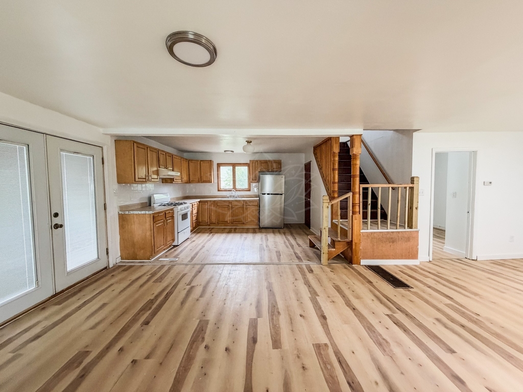 8 Temple Street - Photo 3