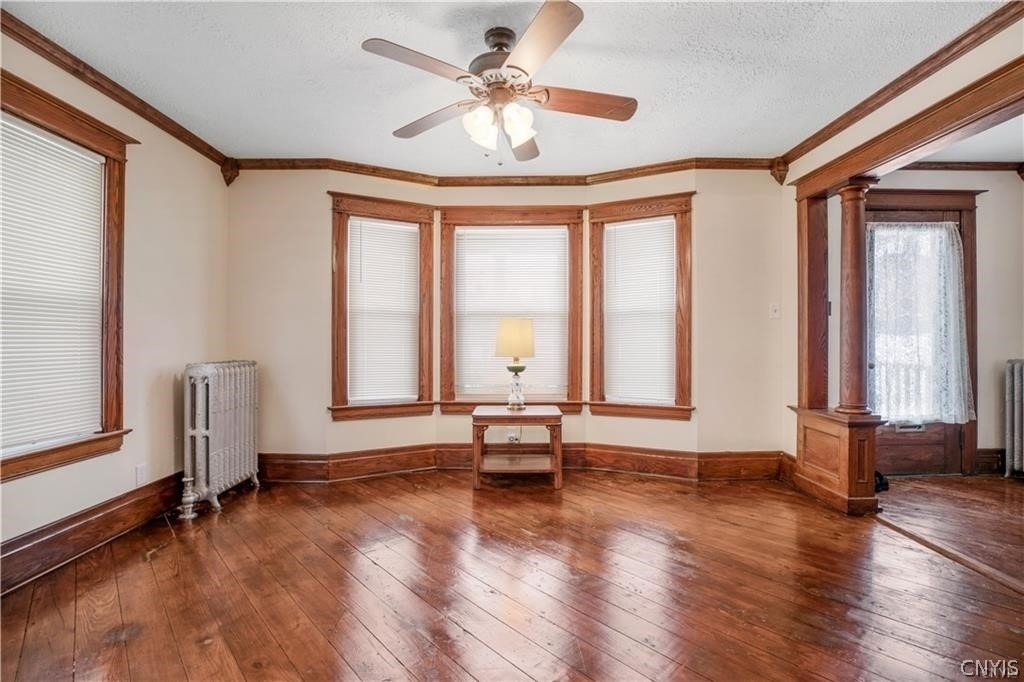 37 Niagara Street - Photo 5