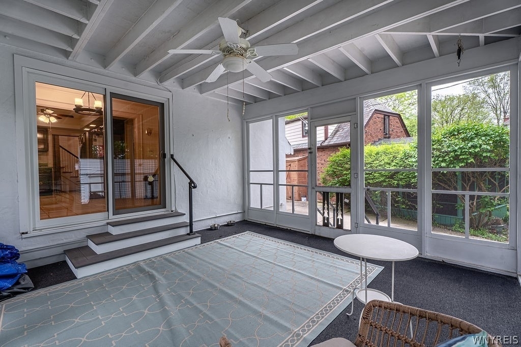 10 Summit Avenue - Photo 18