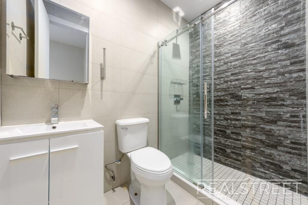 277 Linden St - Photo 11