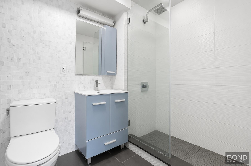 1256 Ocean Avenue - Photo 2