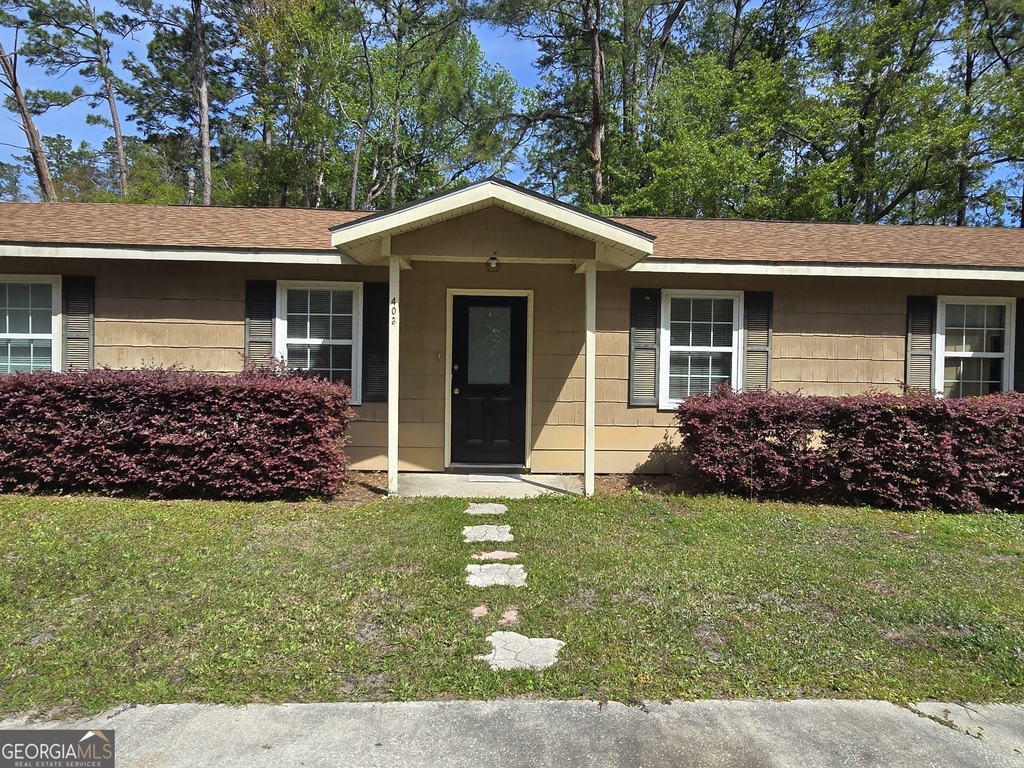 403 E Lawnwood Avenue - Photo 0