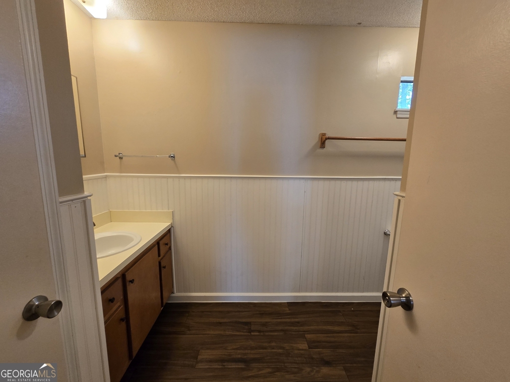 403 E Lawnwood Avenue - Photo 20