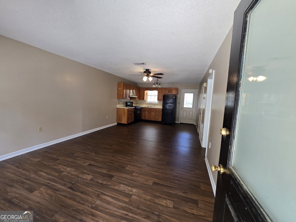 403 E Lawnwood Avenue - Photo 4