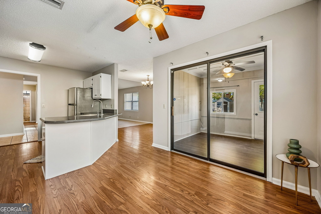 132 Woodvalley Drive - Photo 22