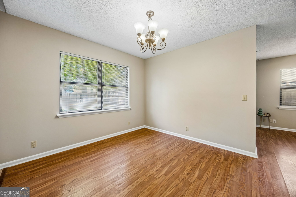 132 Woodvalley Drive - Photo 8