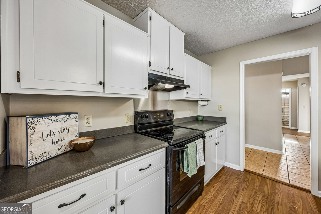132 Woodvalley Drive - Photo 17