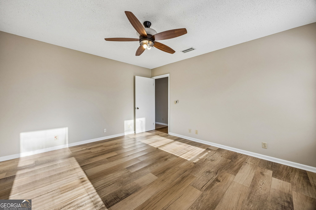 132 Woodvalley Drive - Photo 30