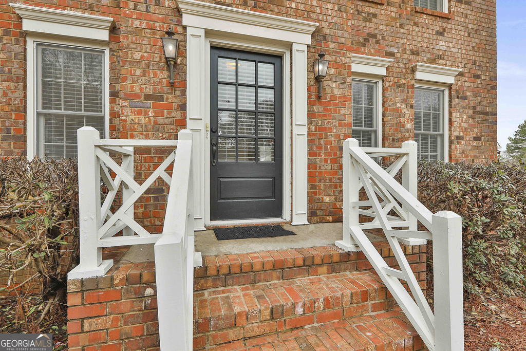 544 Sullivan Road - Photo 3