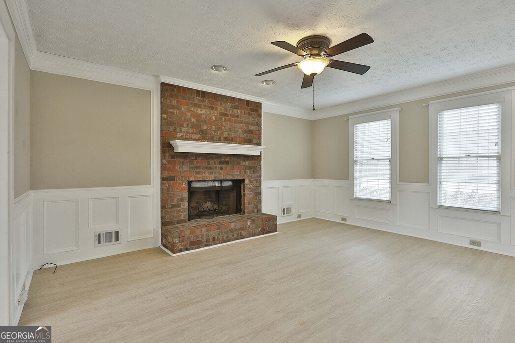 544 Sullivan Road - Photo 6