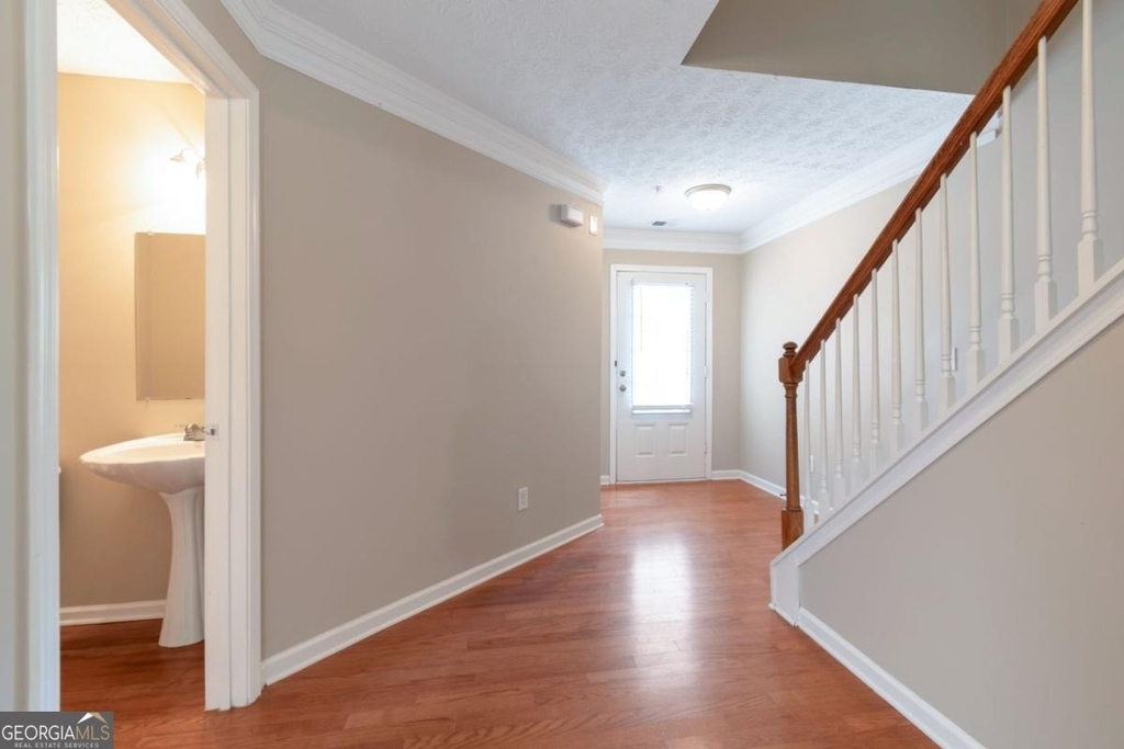 2020 Briar Creek Court - Photo 2