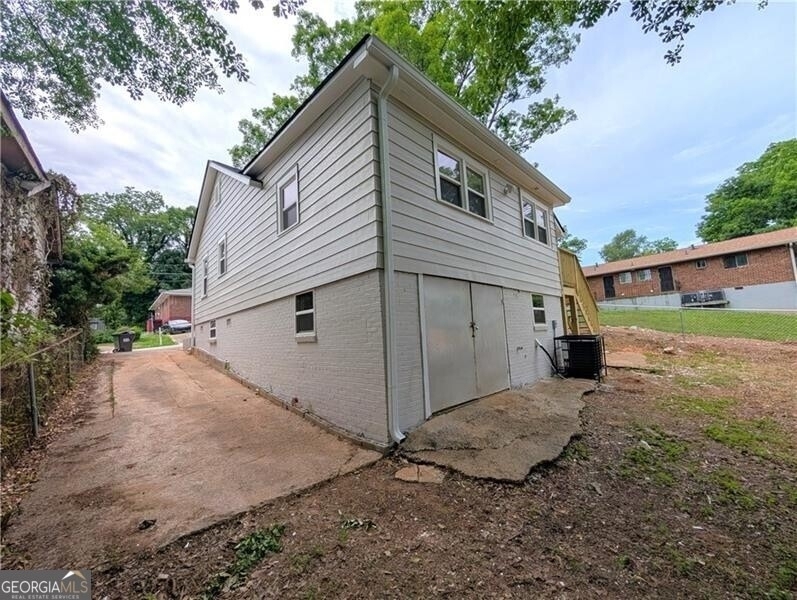 1377 Pine Avenue - Photo 21