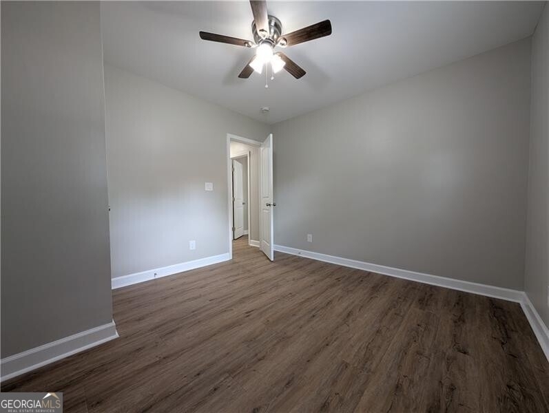 1377 Pine Avenue - Photo 14