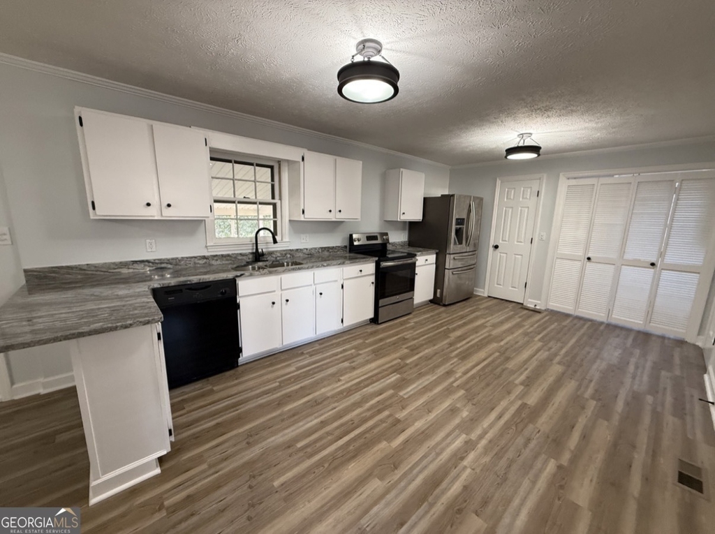 1612 Knox Street - Photo 19