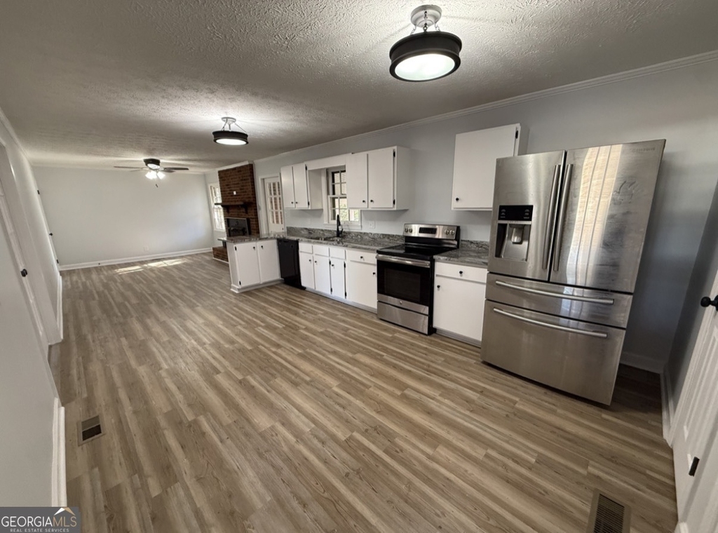 1612 Knox Street - Photo 18