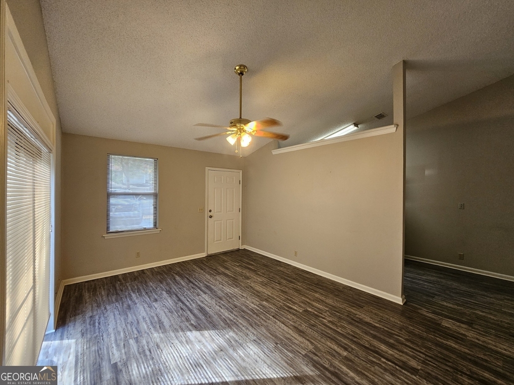 108 E Lakemont Drive - Photo 6