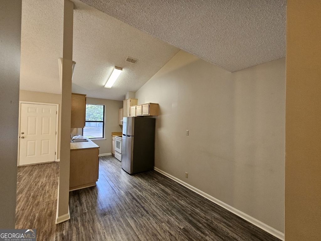 108 E Lakemont Drive - Photo 8