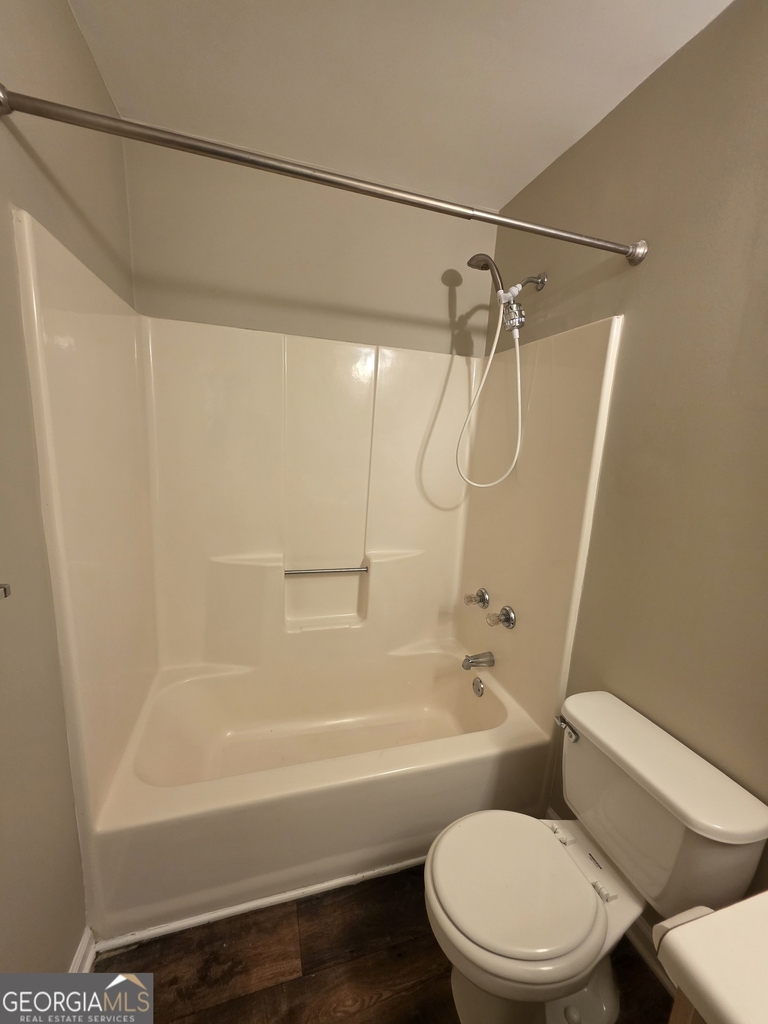 302 Henley Way - Photo 15