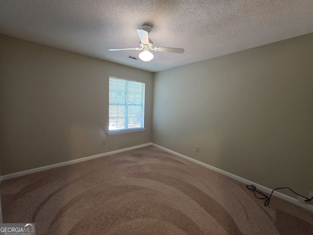 302 Henley Way - Photo 14