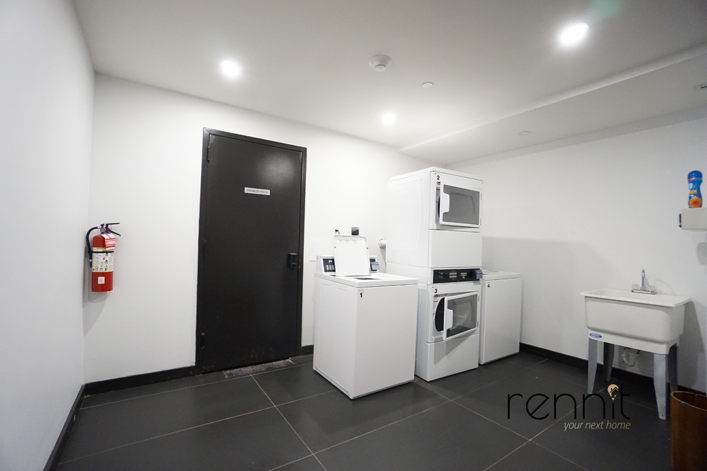 1196 Bedford Avenue - Photo 14