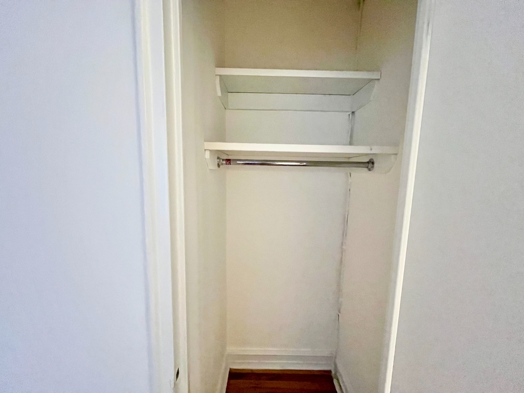 1680 York Avenue - Photo 3