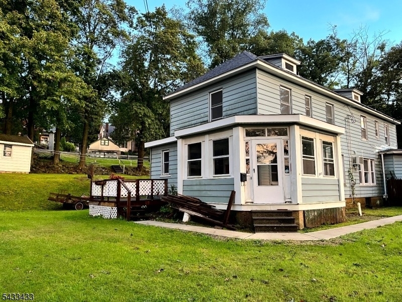 30 Fowler St - Photo 1
