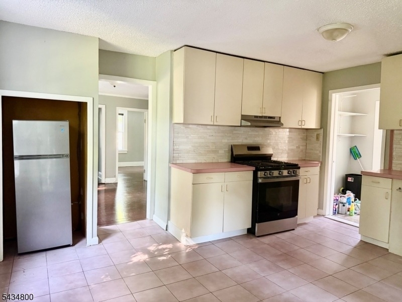 113 3rd St - Photo 9