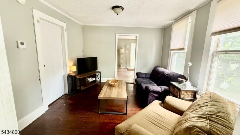 113 3rd St - Photo 3