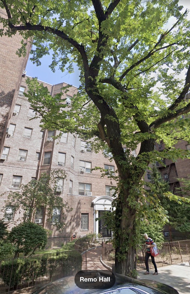 61-40 Saunders St - Photo 5