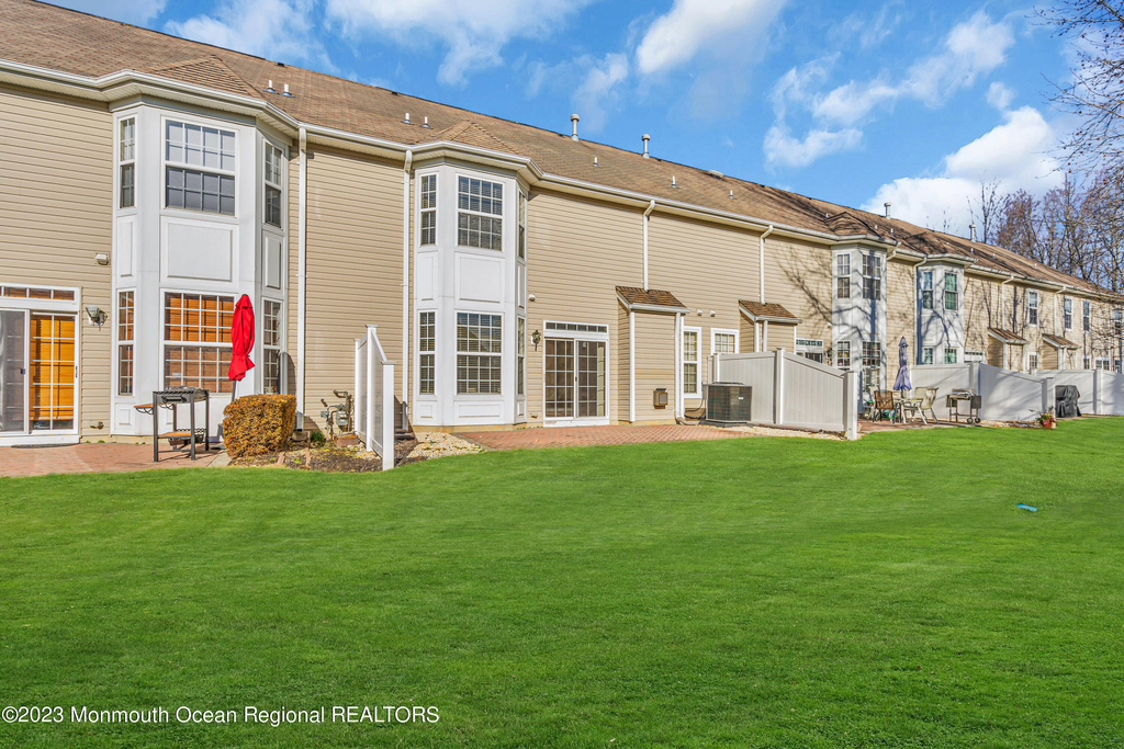 143 Shinnecock Drive - Photo 27
