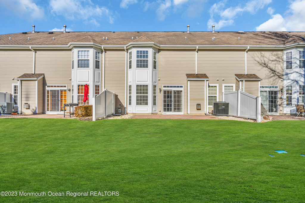 143 Shinnecock Drive - Photo 26