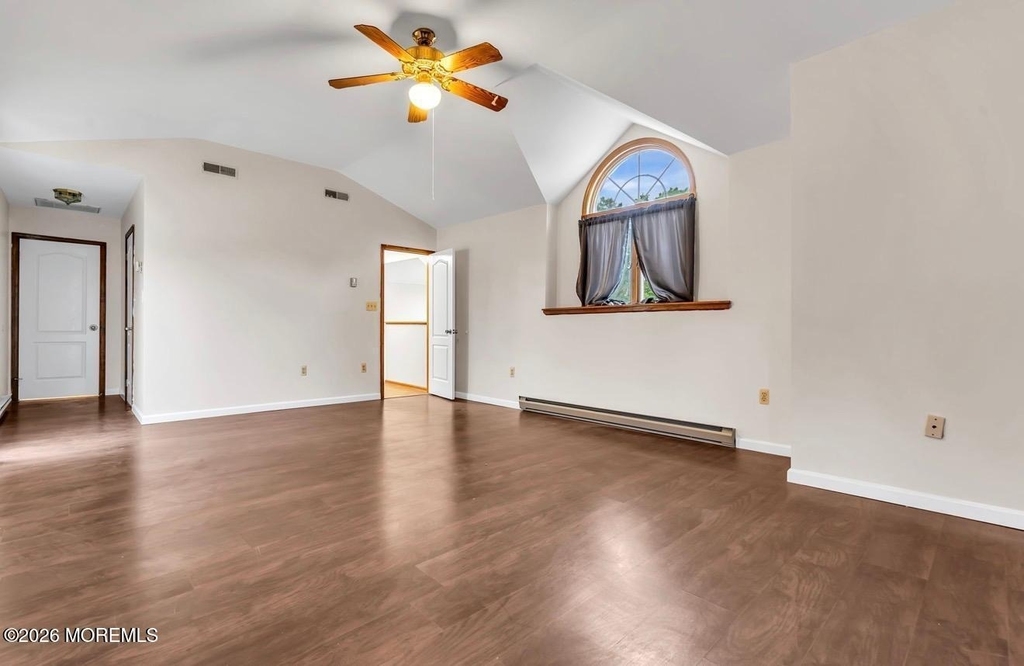 1112 Larchmont Street - Photo 7