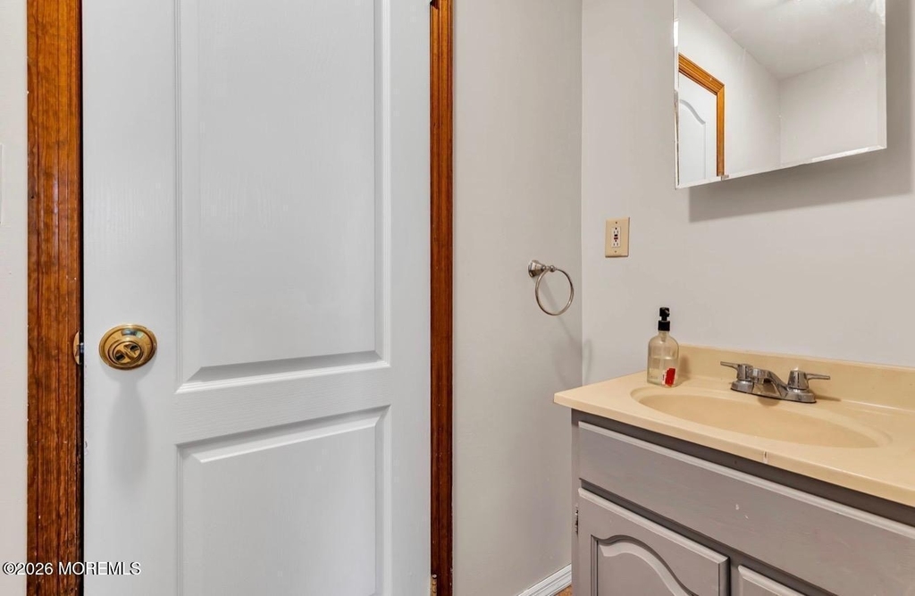 1112 Larchmont Street - Photo 16