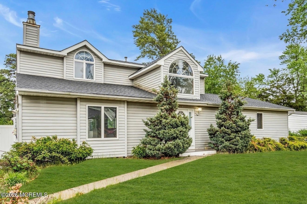 1112 Larchmont Street - Photo 3