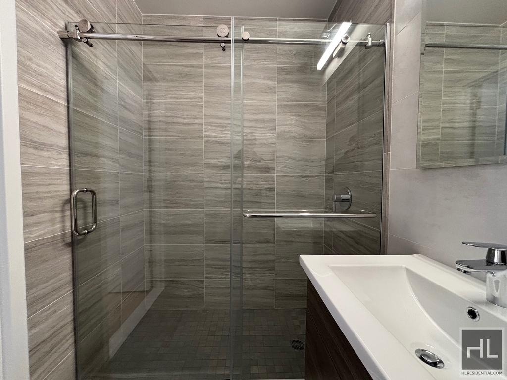 West 48th Street - Photo 3