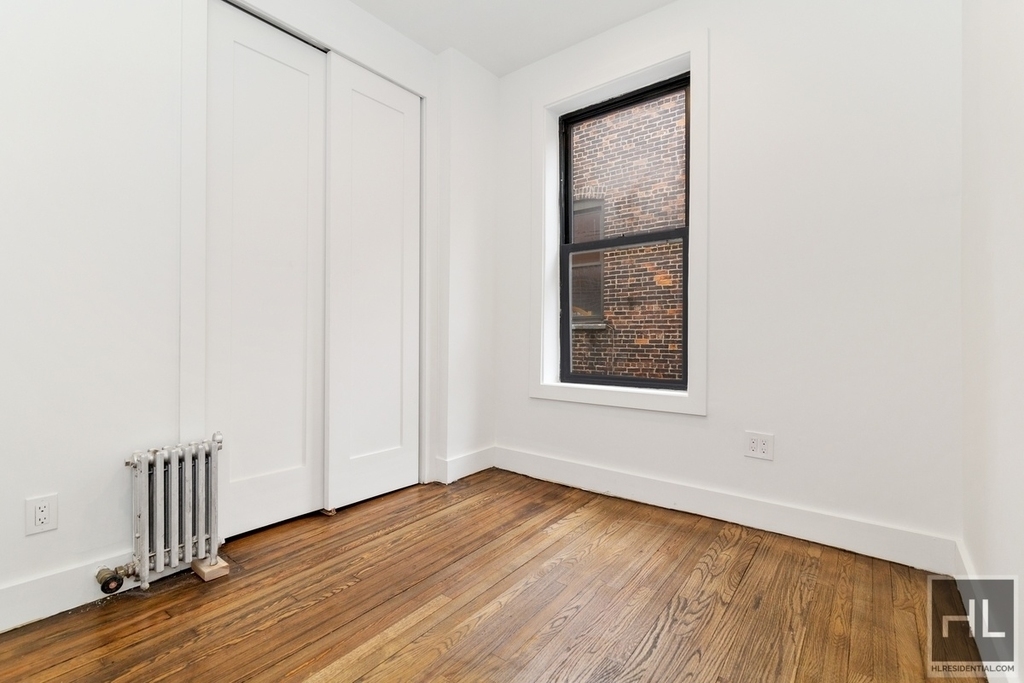 Claremont Avenue - Photo 3