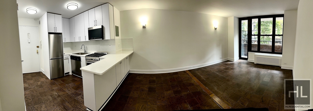 East 35 Street - Photo 2