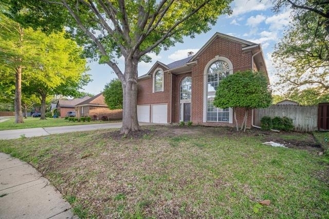 1908 Wood Crest Drive - Photo 1