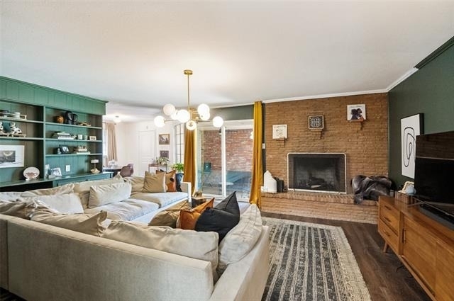 937 Ferncliff - Photo 1