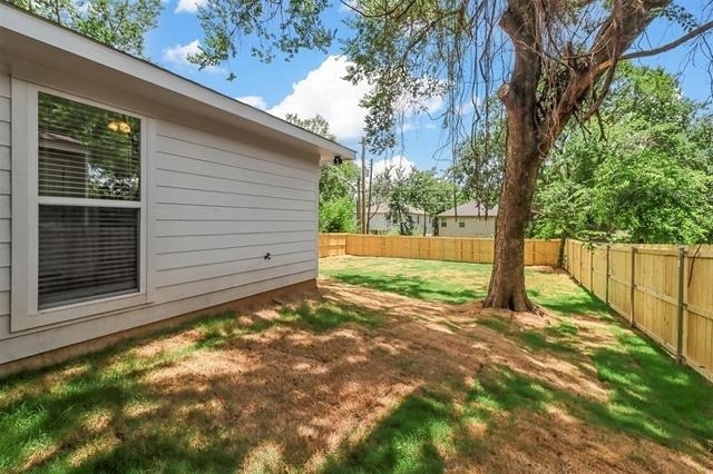 508 W Johnson Street - Photo 13