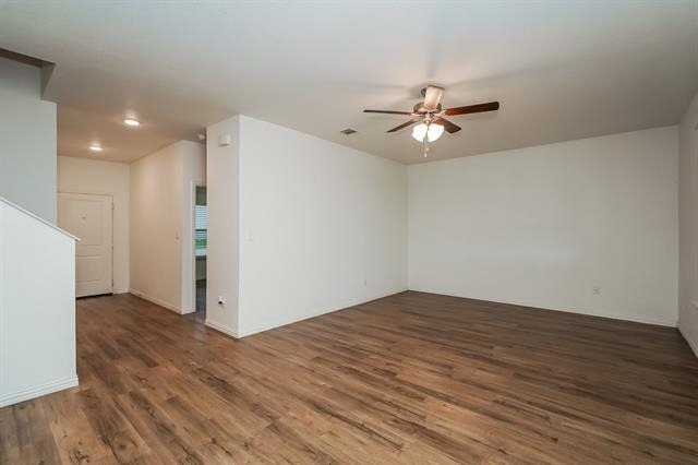 7340 Parkside Place Drive - Photo 3