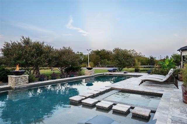 635 Highpoint Road - Photo 2